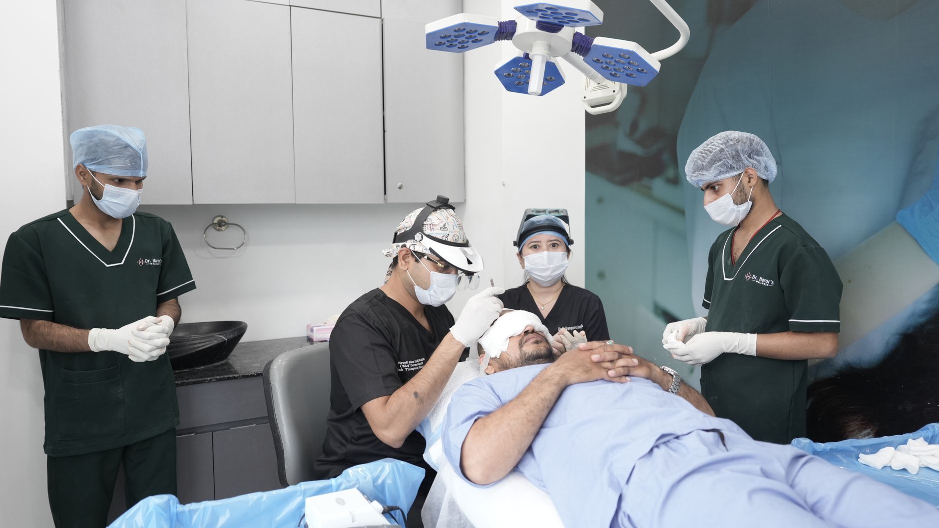 Illustration representing beard and facial hair restoration planning in a modern clinic.